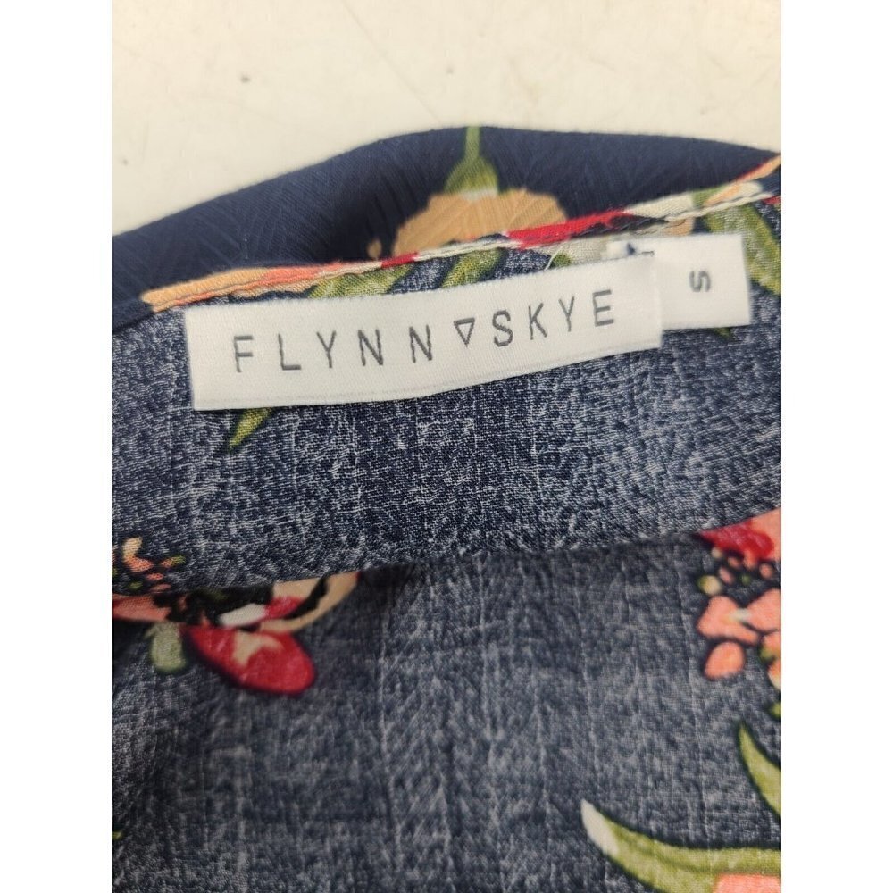 New Flynn Skye Navy Poppy Wrap Top Womens S Floral Challis Short Sleeve - Picture 5 of 6